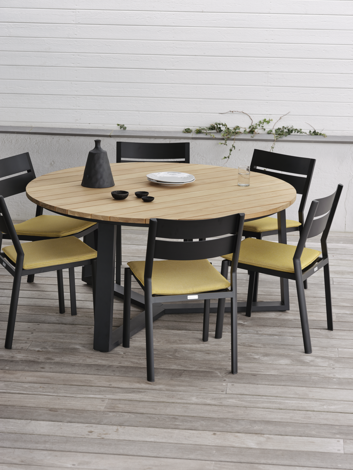 Brafab Delia matstol Svart