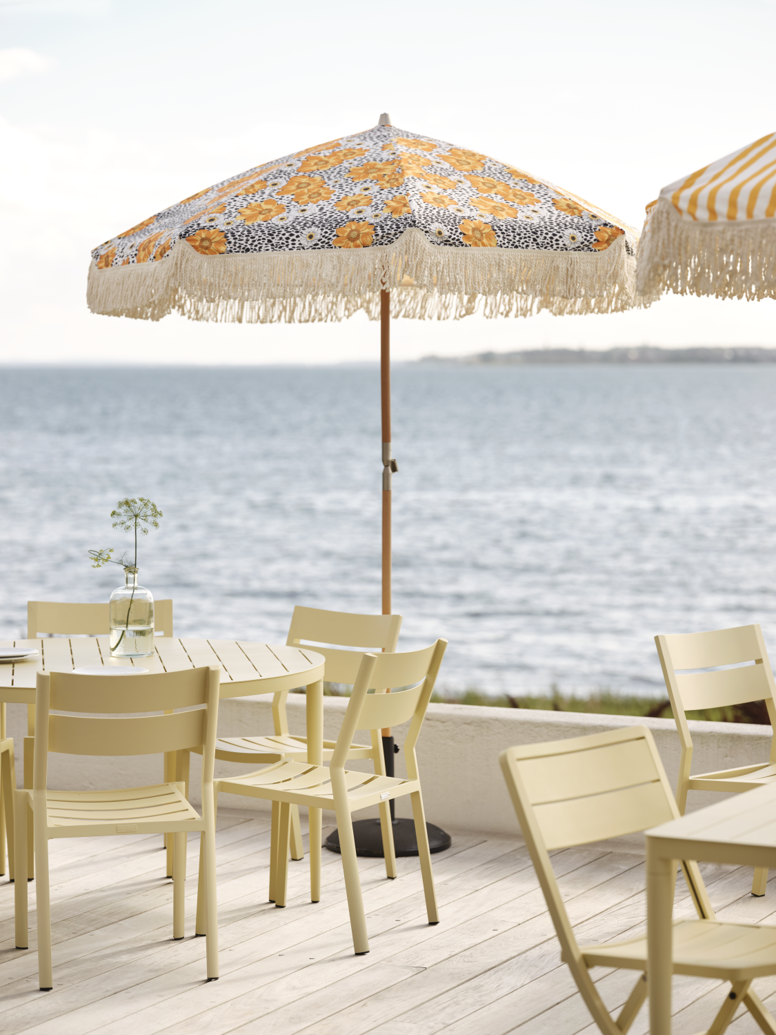 Brafab Bigby matbord Lemon 130 cm