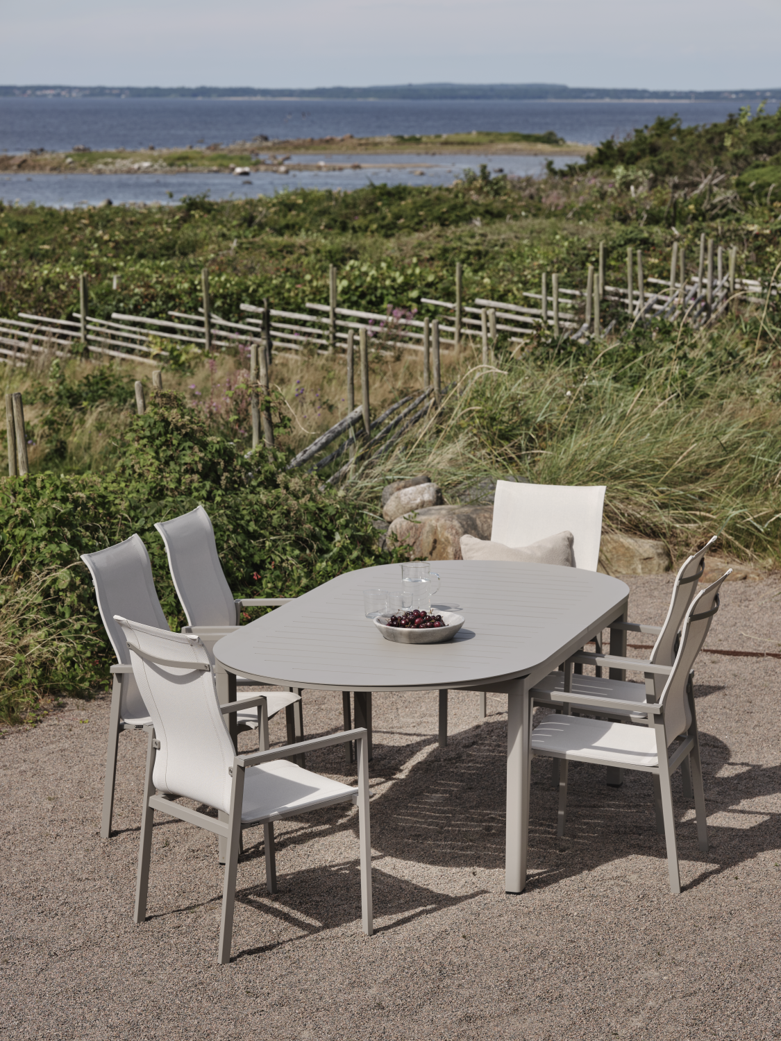 Brafab Comfy karmstol Khaki/Off-white