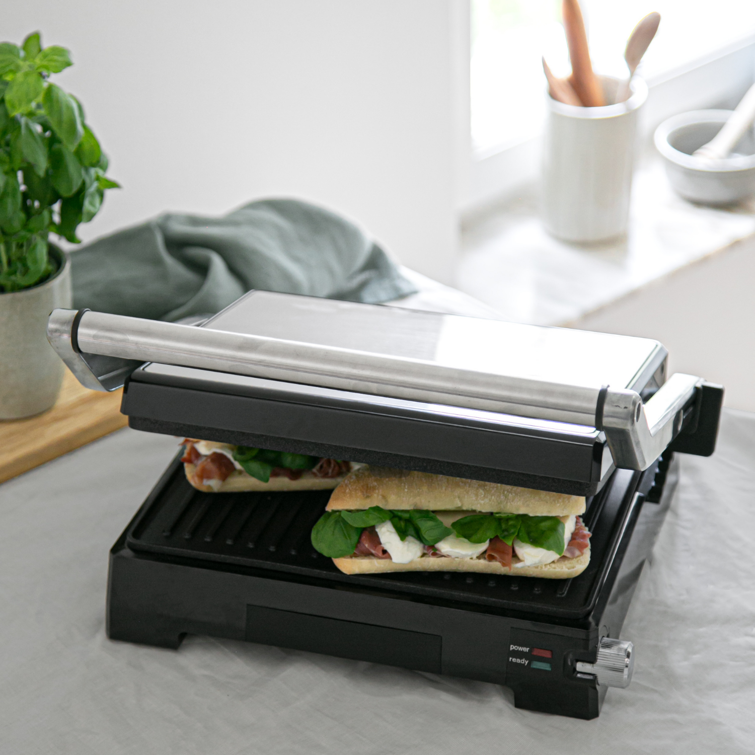 Champion Pro paninigrill 2-in-1 med PG300 bordsgrill