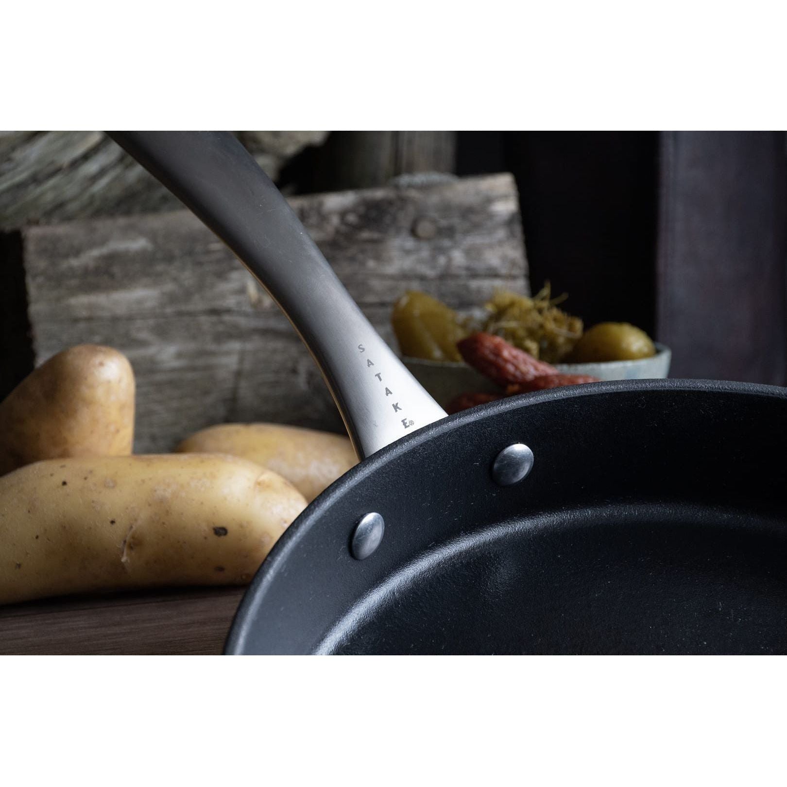 Satake Gjutjärnspanna 22 cm