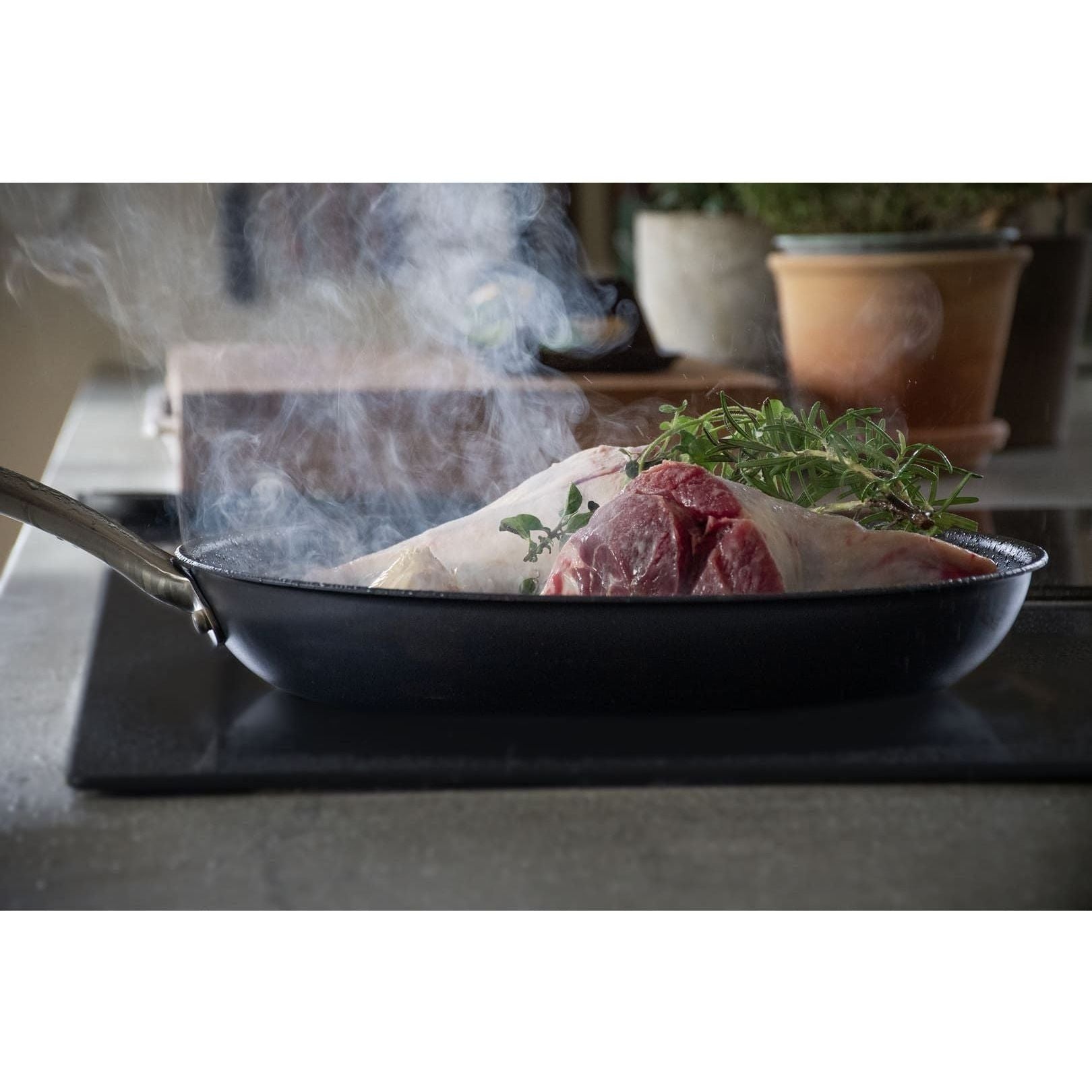 Satake Stekpanna Kolstål 28 cm