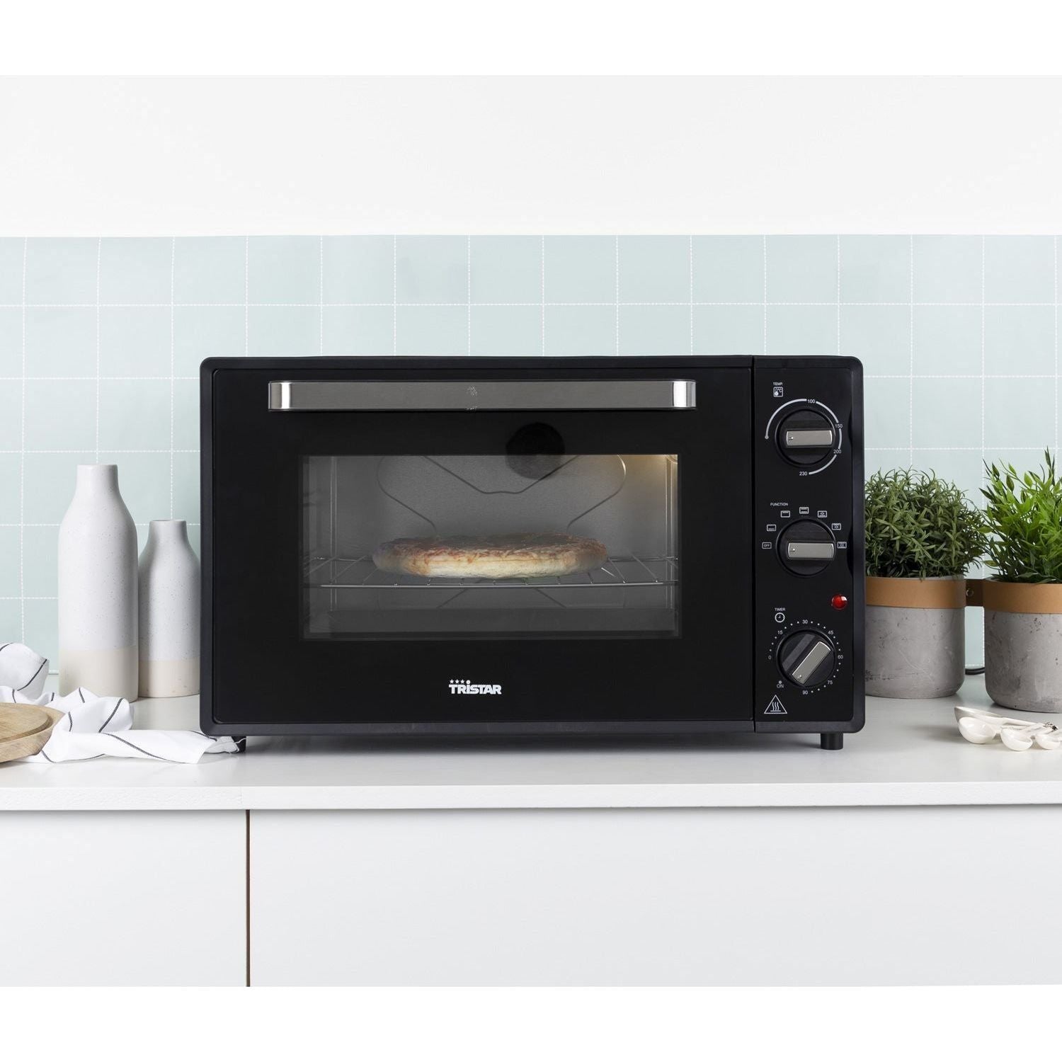 Tristar Varmluftsugn 48l Svart Timer