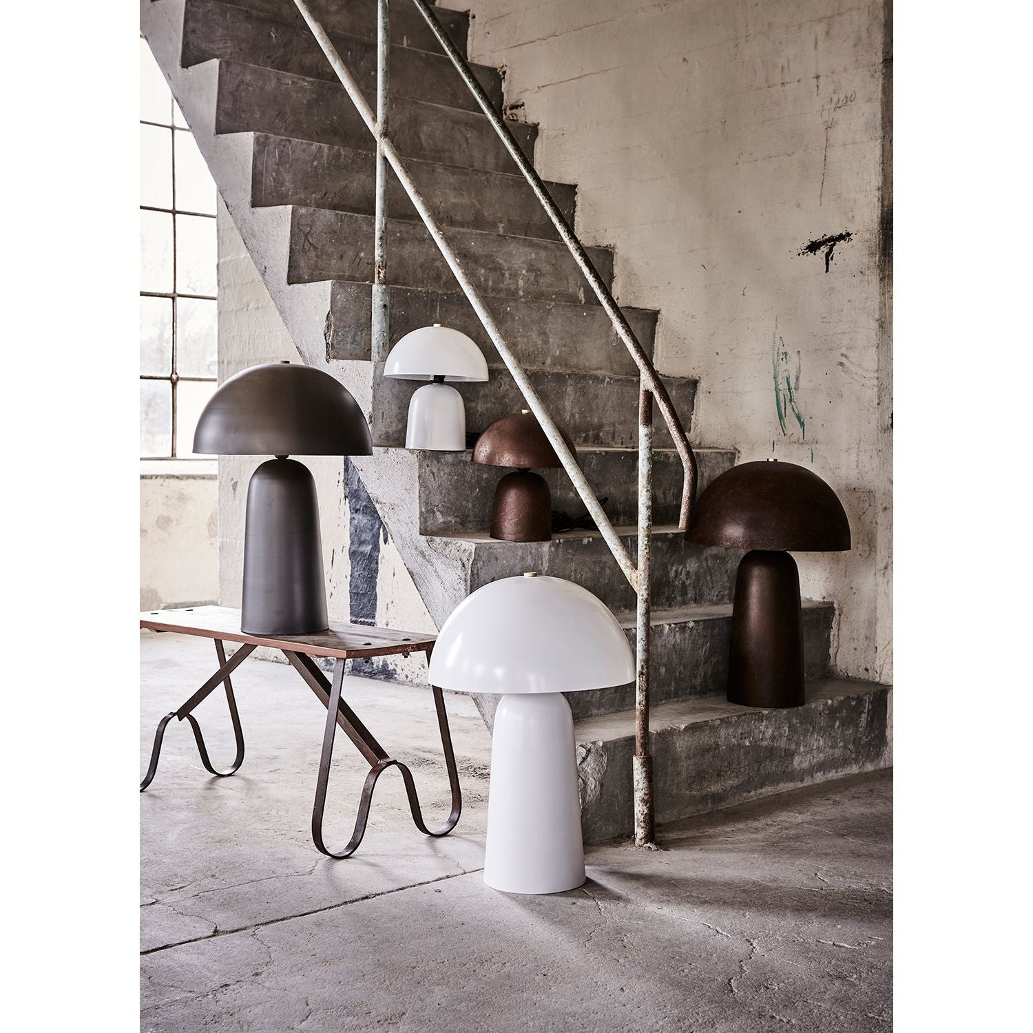 Affari of Sweden FUNGI Bordslampa L, Mörkgrå