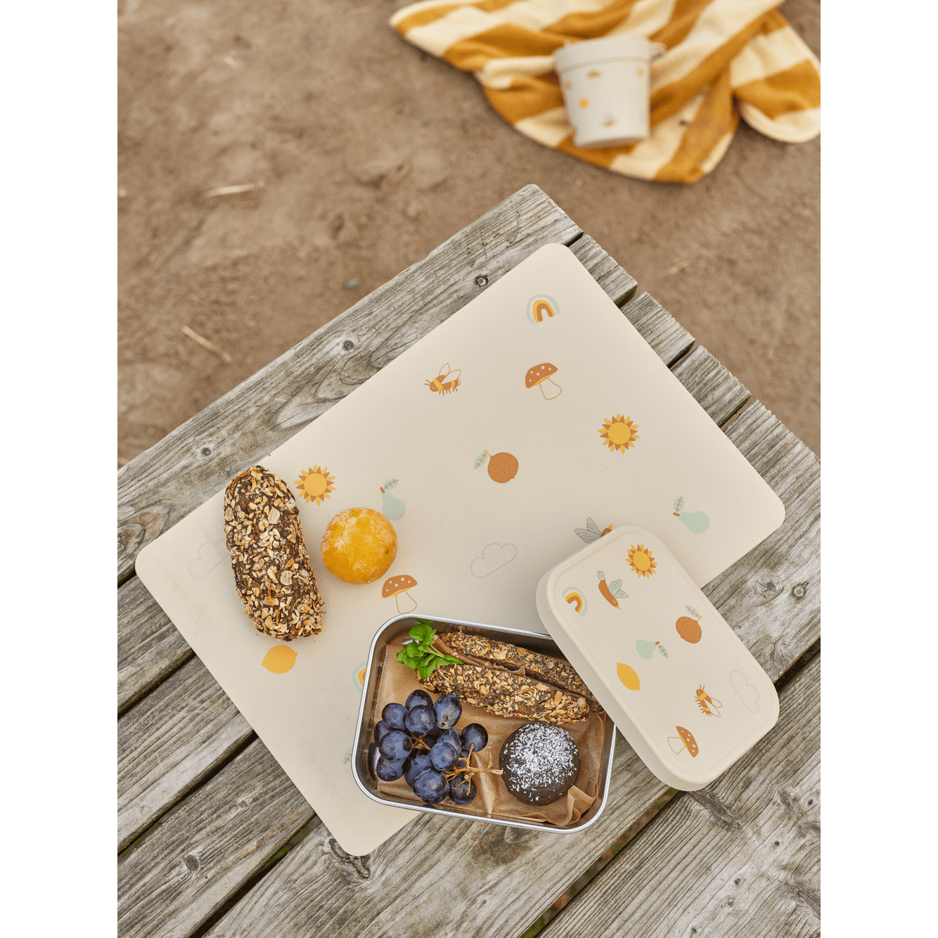 Bloomingville Agnes Lunchlåda Natur Rostfritt Stål 1 l