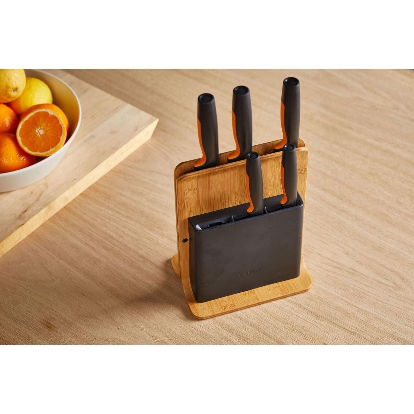 Fiskars Functional Form Knivblock Med 5 Knivar Bambu