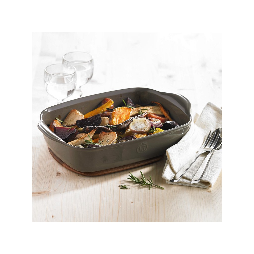Emile Henry Ugnsform rektangulär 42,5 cm 4 L röd