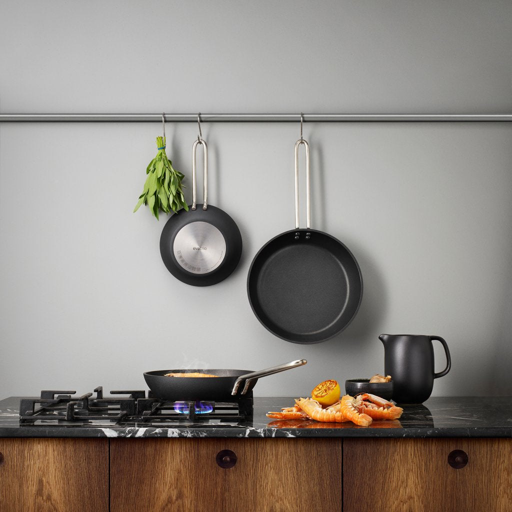 Eva Solo Non-stick stekpanna med handtag i rostfritt stål Ø 30 cm Professional Eva Solo