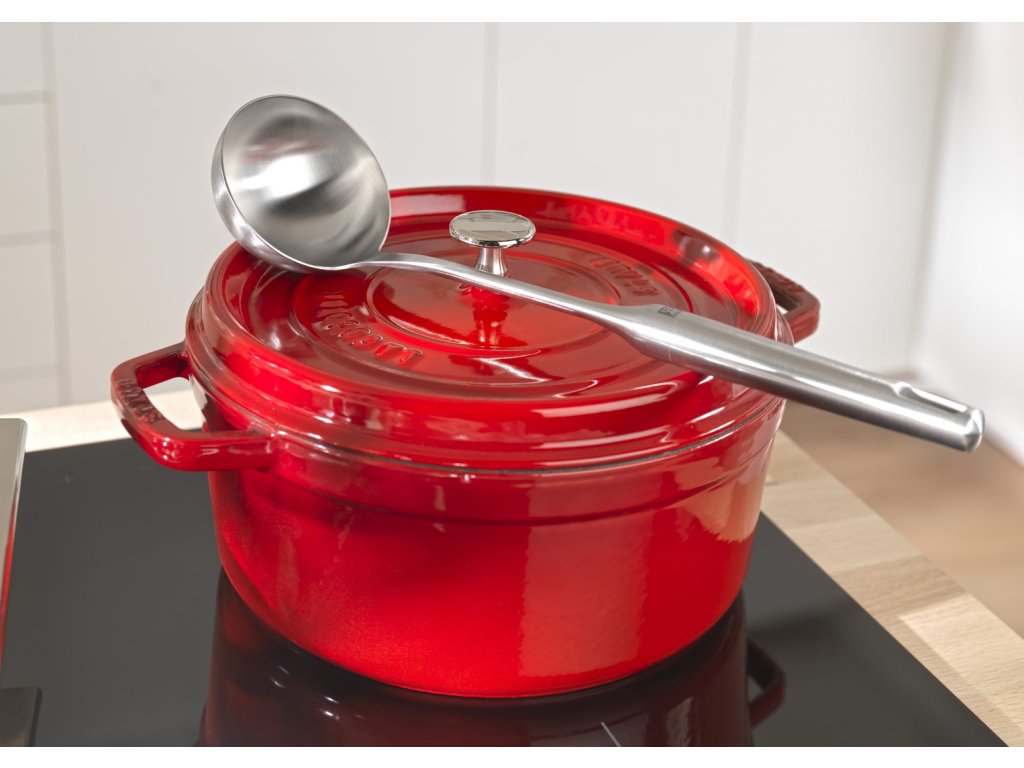 Staub Gryta 24 cm, körsbär, gjutjärn