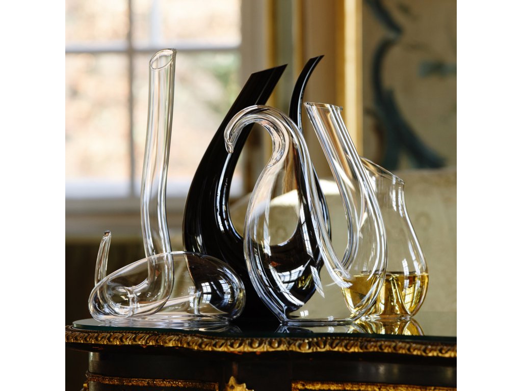 Vinkaraff 1,7 L – kristallglas med modern svart detalj