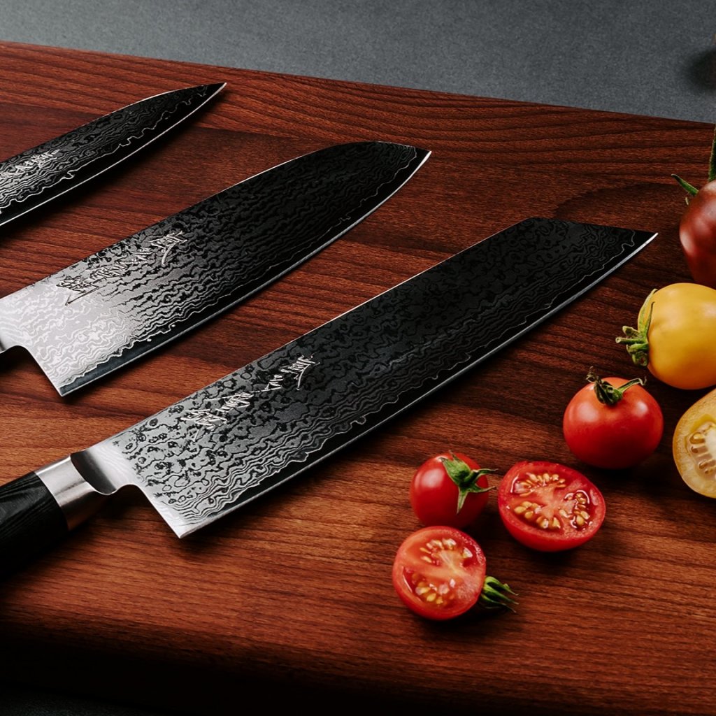 Yaxell Santoku kniv RAN PLUS 12,5 cm, svart