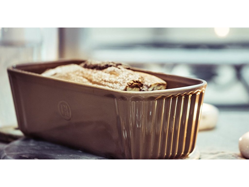 Emile Henry Brödform 31 x 13 cm, gräddvit