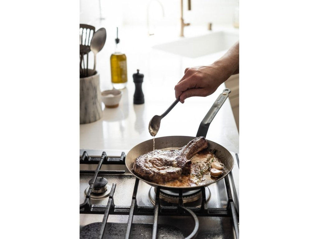 de Buyer Stekpanna för kött MINERAL B 24 cm, stål