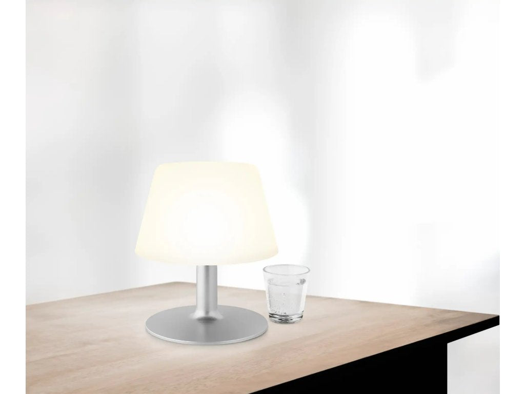 Eva Solo Bordslampa solcell SUNLIGHT LOUNGE 24 cm, grå