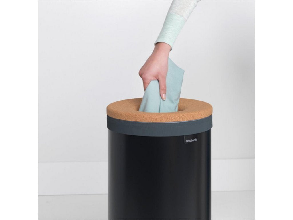 Brabantia Tvätt-tunna 35 l, med korklock, svart