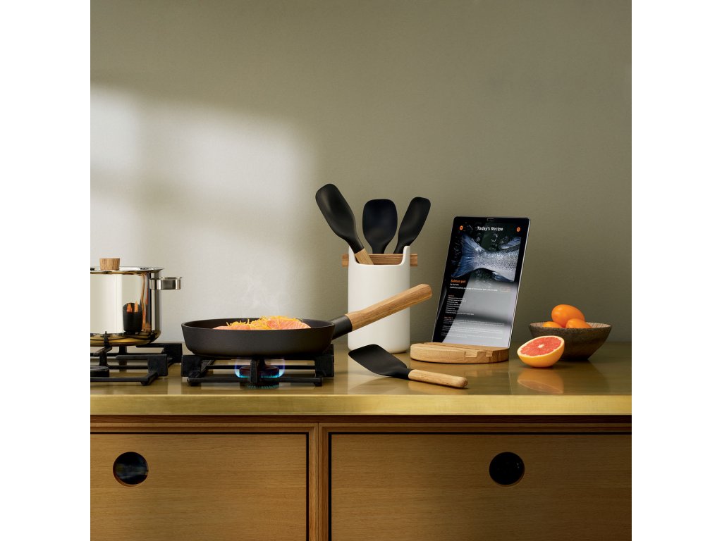 Eva Solo Köksslev NORDIC KITCHEN 28 cm, silikon och ek