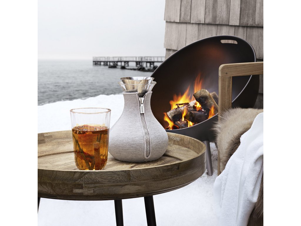 Eva Solo Tekanna med sil och isolerande överdrag 1 l, ljusgrå