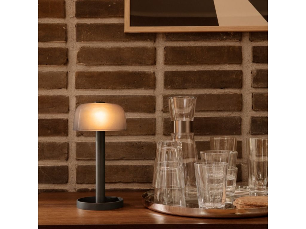 Rosendahl Bärbar bordslampa SOFT SPOT 24,5 cm, LED, rök