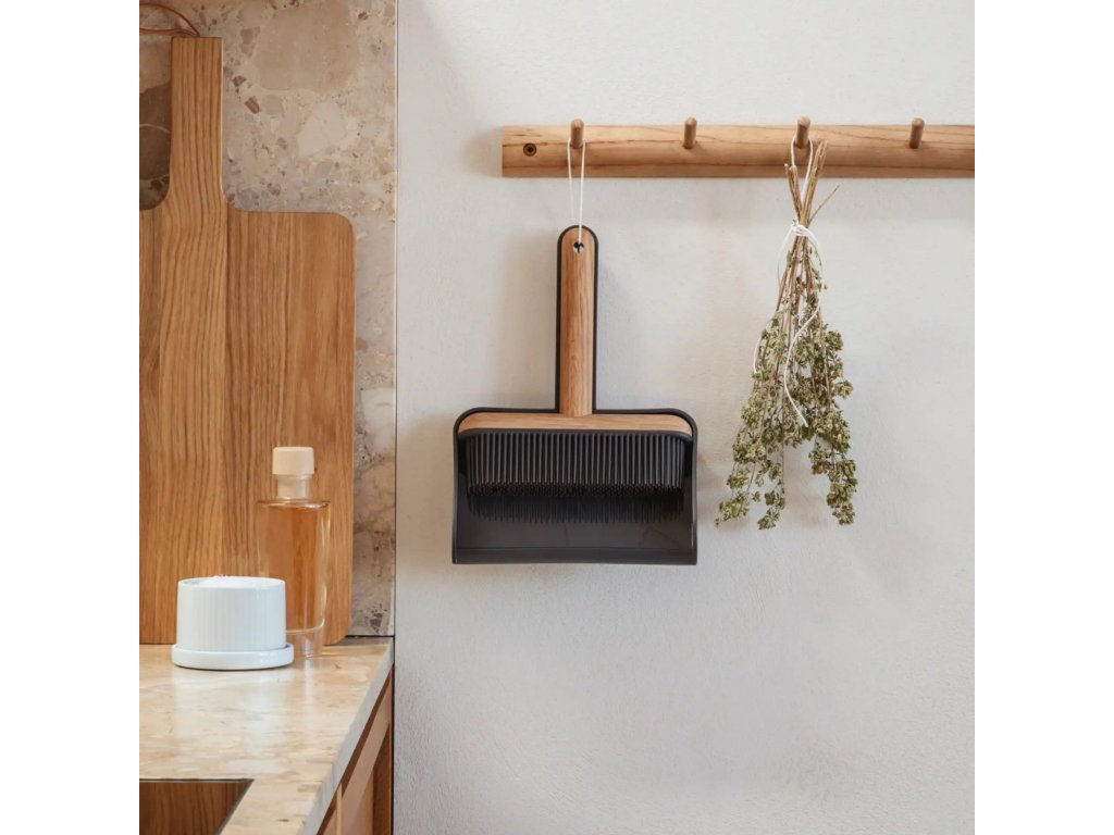 Eva Solo Sopskyffel och borste i ett set