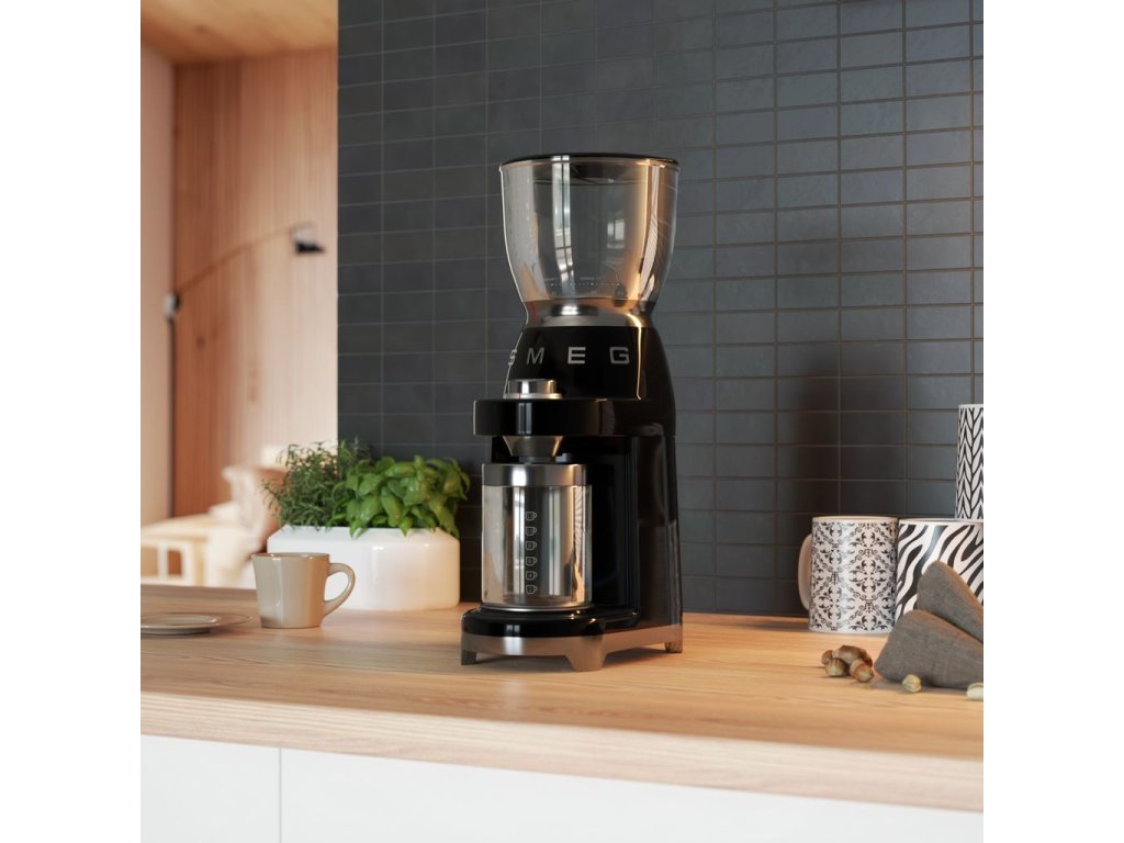 Smeg Kaffekvarn CGF01BLEU, svart