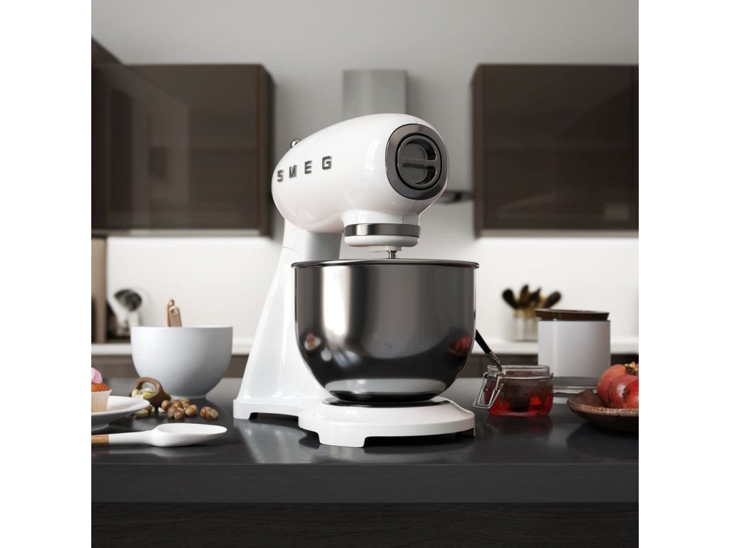 Smeg Hushållsassistent SMF03WHEU, vit