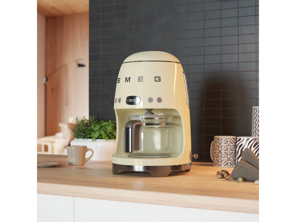 Smeg Kaffebryggare DCF02CREU, gräddvit