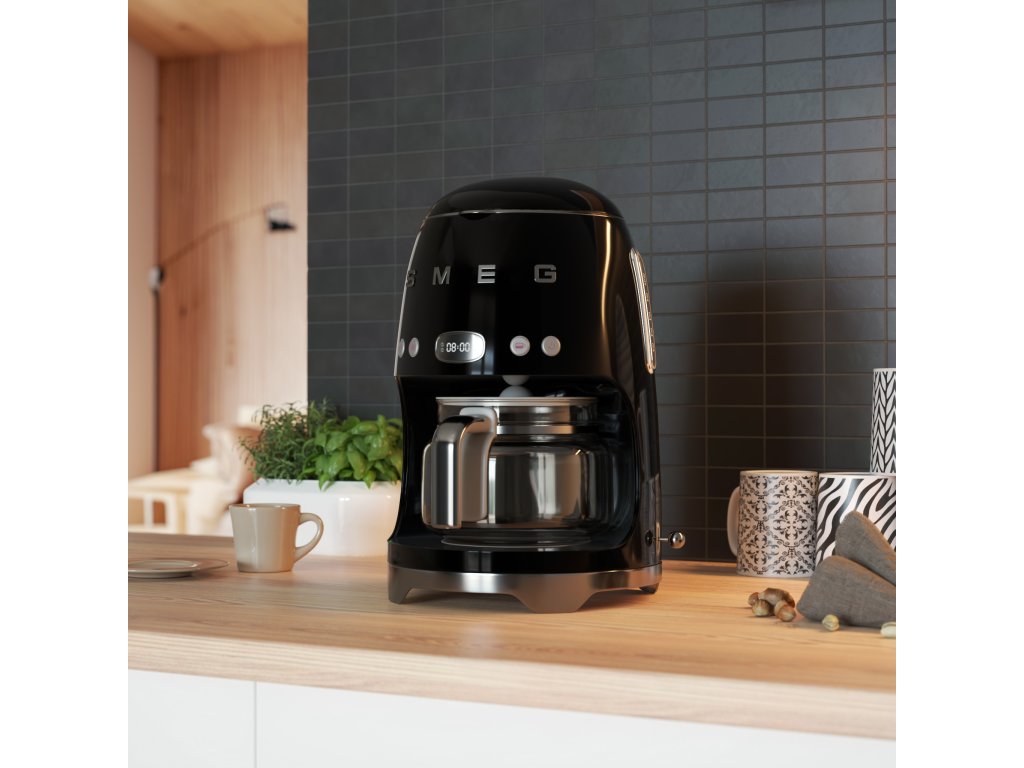 Smeg Kaffebryggare DCF02BLEU svart