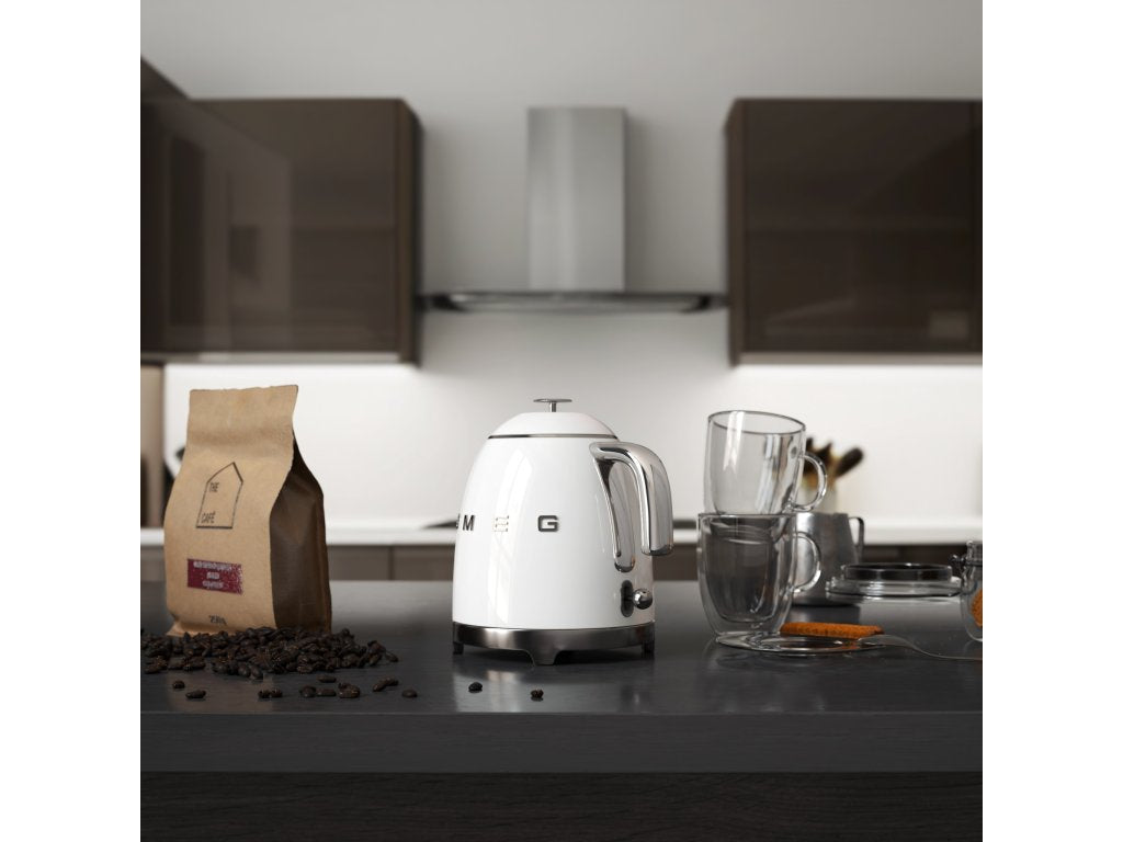 Smeg Elektrisk vattenkokare 50'S STYLE MINI KLF05WHEU, 800 ml, vit