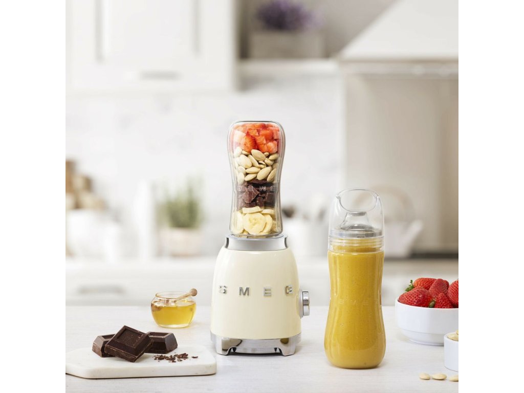 Smeg Smoothiemaskin 50'S STYLE PBF01CREU, gräddvit