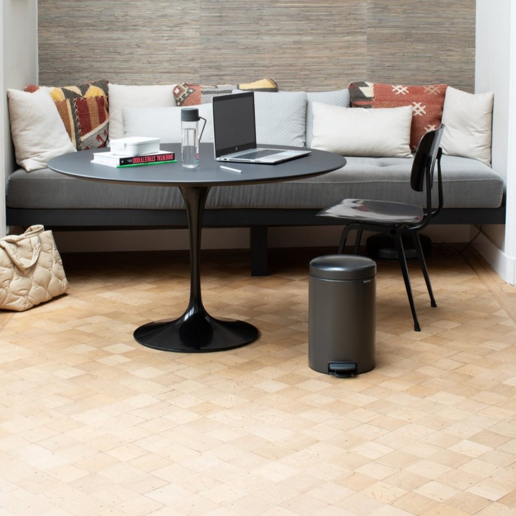 Brabantia Pedalhink NEWICON 12 l, mörk grå, stål