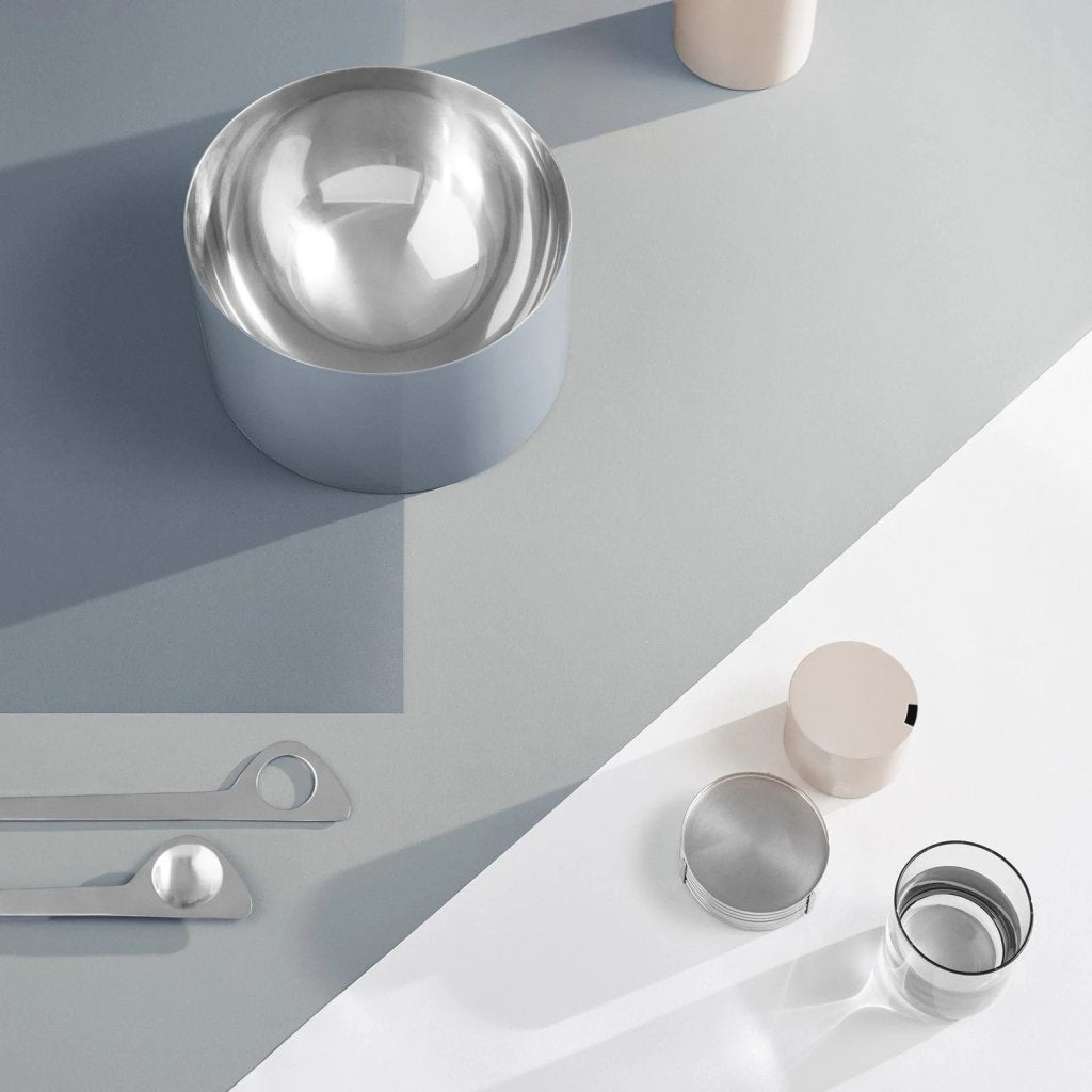 Stelton Salladsskål ARNE JACOBSEN 24 cm, havsblå, rostfritt stål