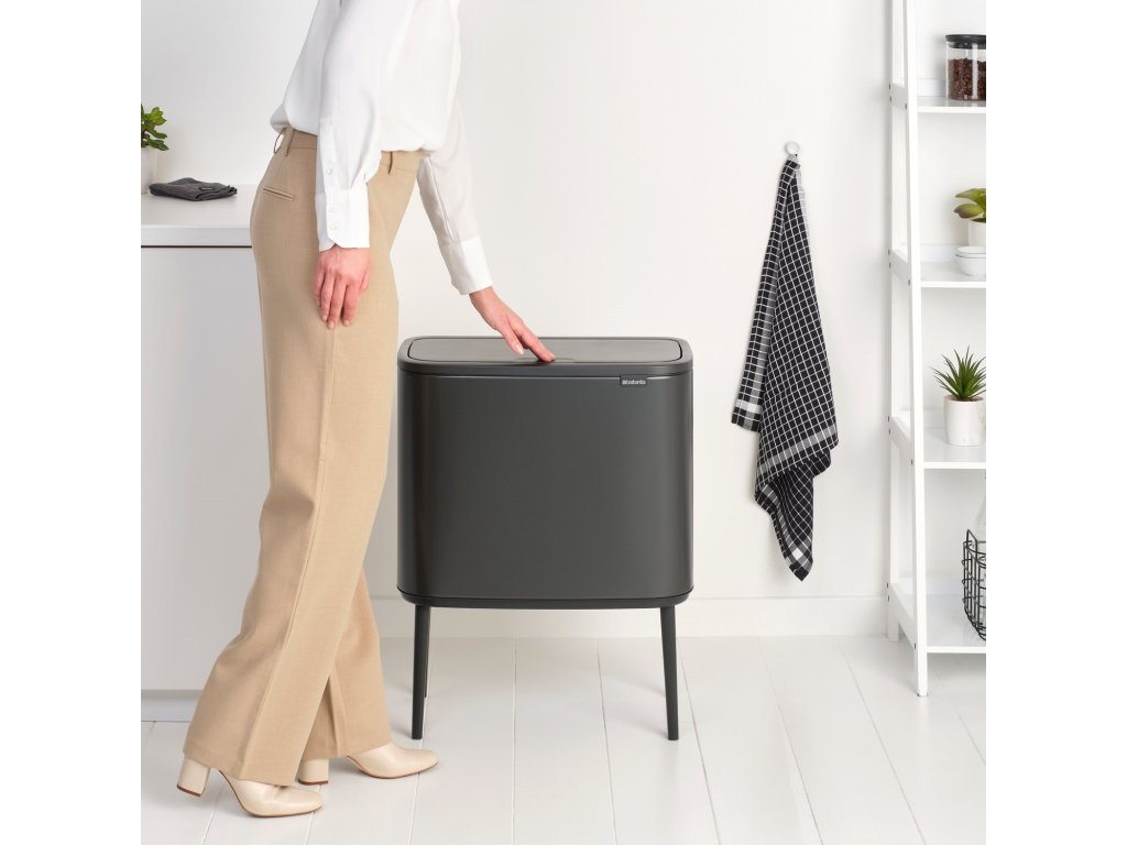 Brabantia Soptunna med trycklock BO TOUCH BIN 3x 11 l, mörk grå, stål
