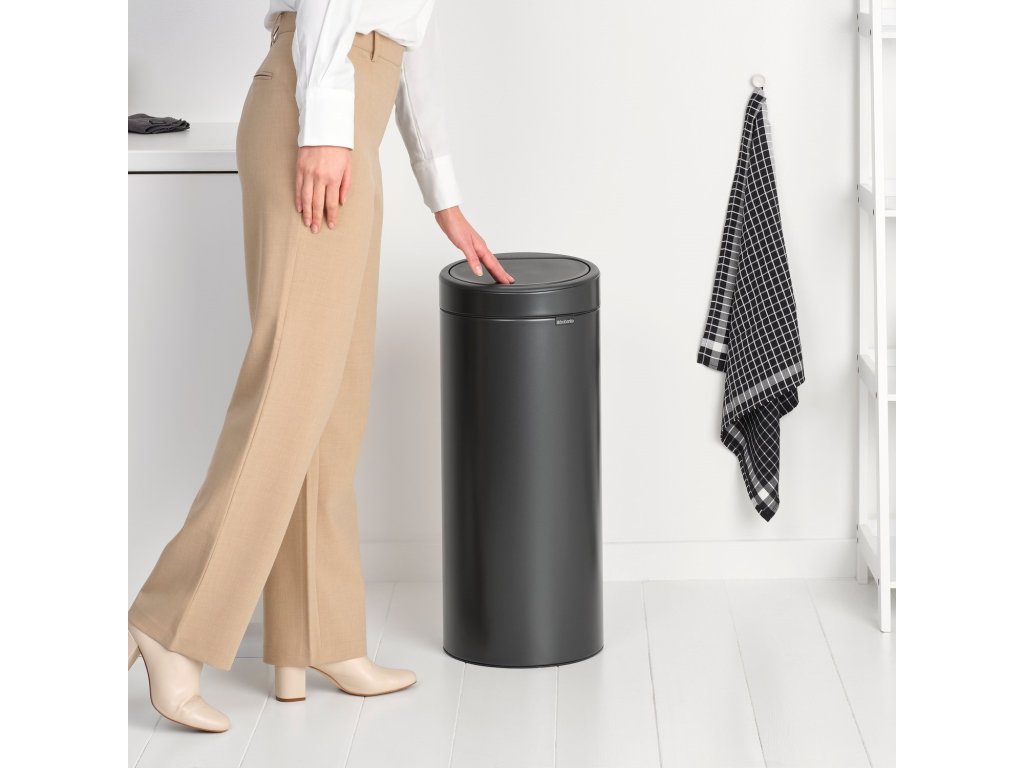 Brabantia Soptunna med trycklock TOUCH BIN NEW 30 l, mörk grå, stål