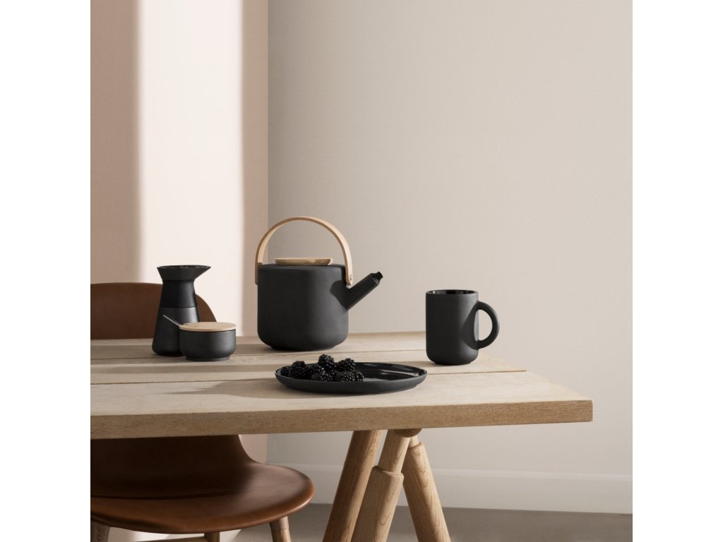 Stelton Middagstallrik THEO 22 cm, svart, stengods