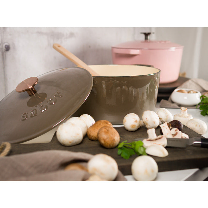 Sabor Gjutjärnsgryta 24 cm 4,4 L mahogny