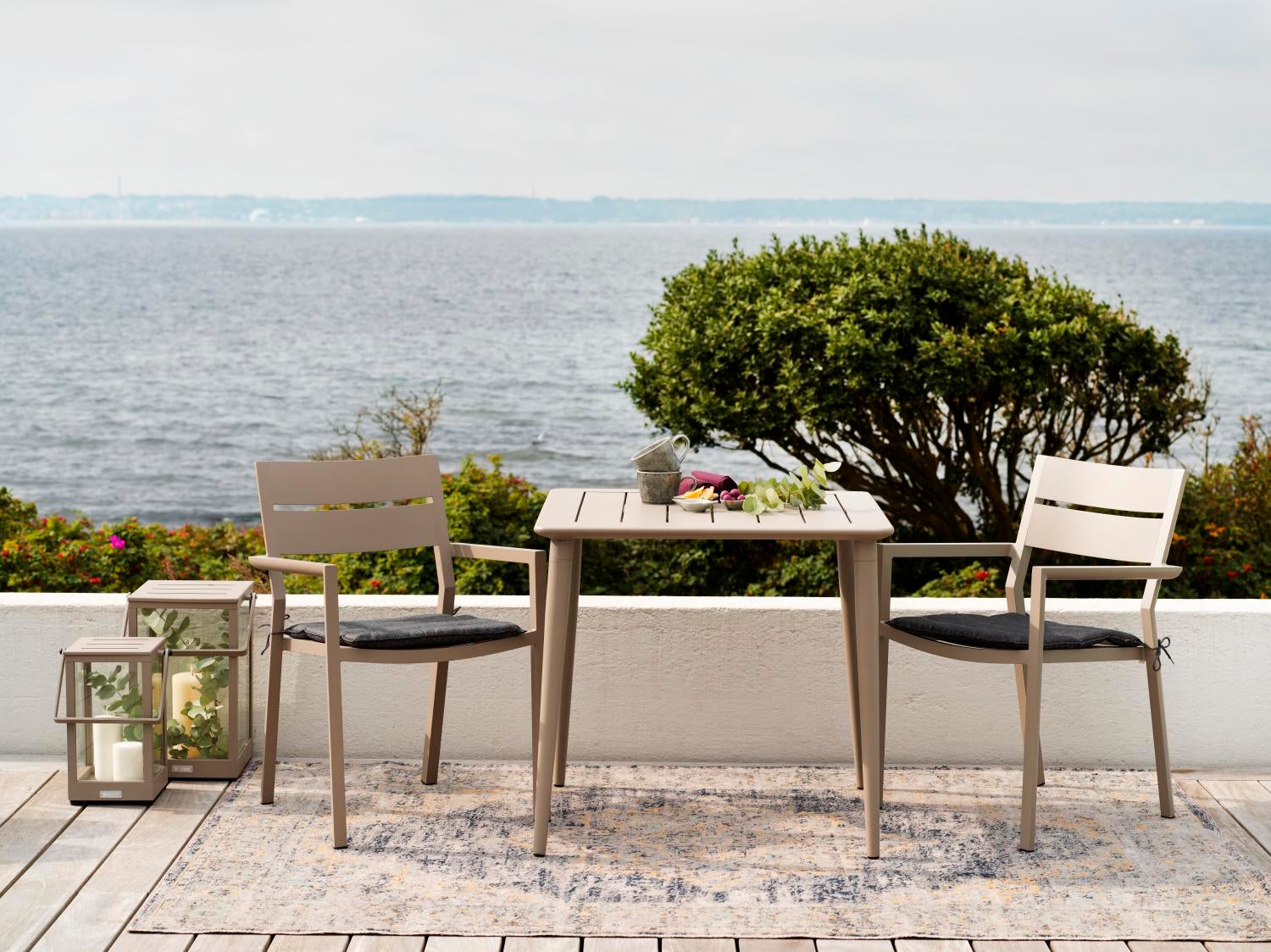 Brafab Nimes matbord Khaki 78x78 cm