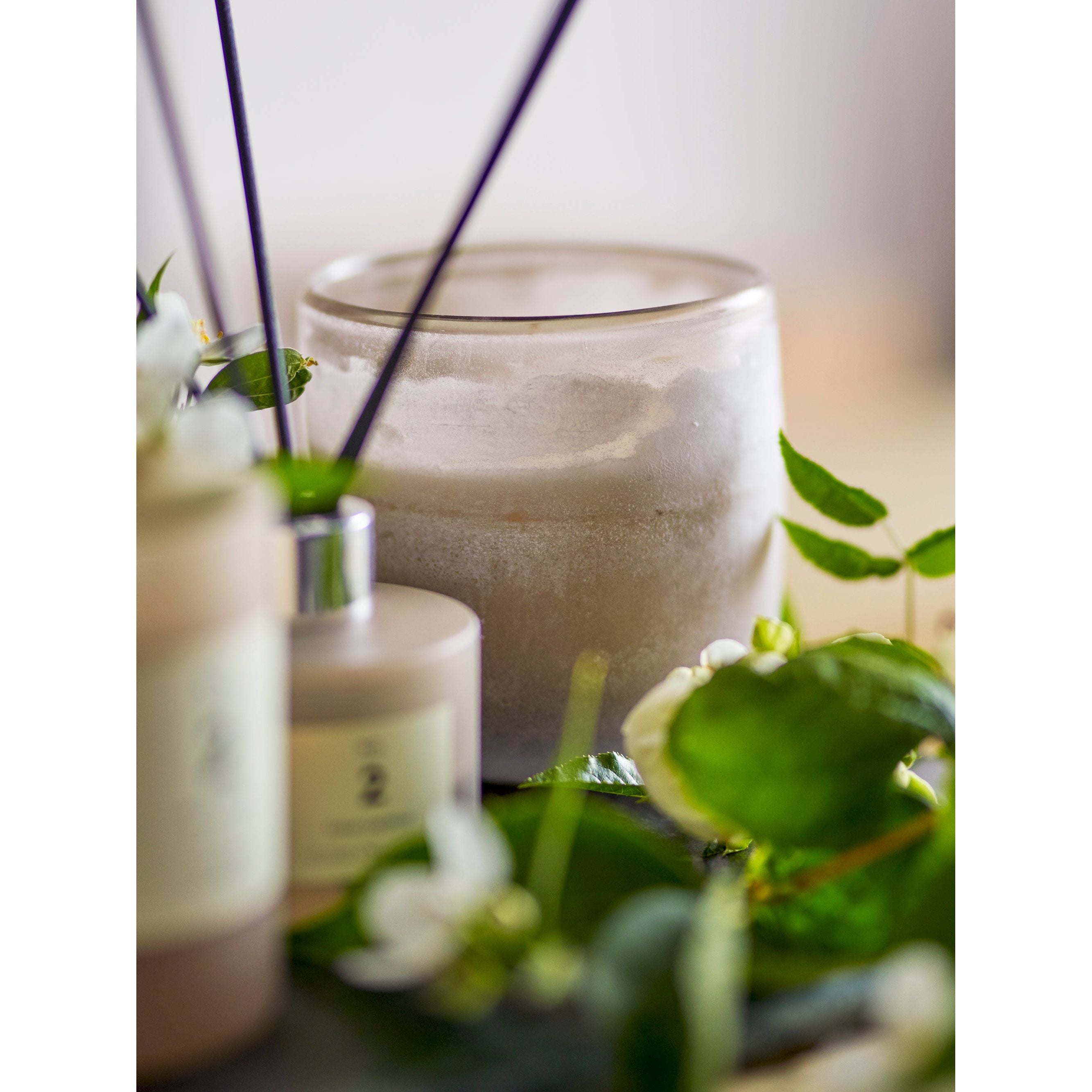 Illume X Bloomingville NO.2-Grön Gardenia Doftljus, Ros, Vax