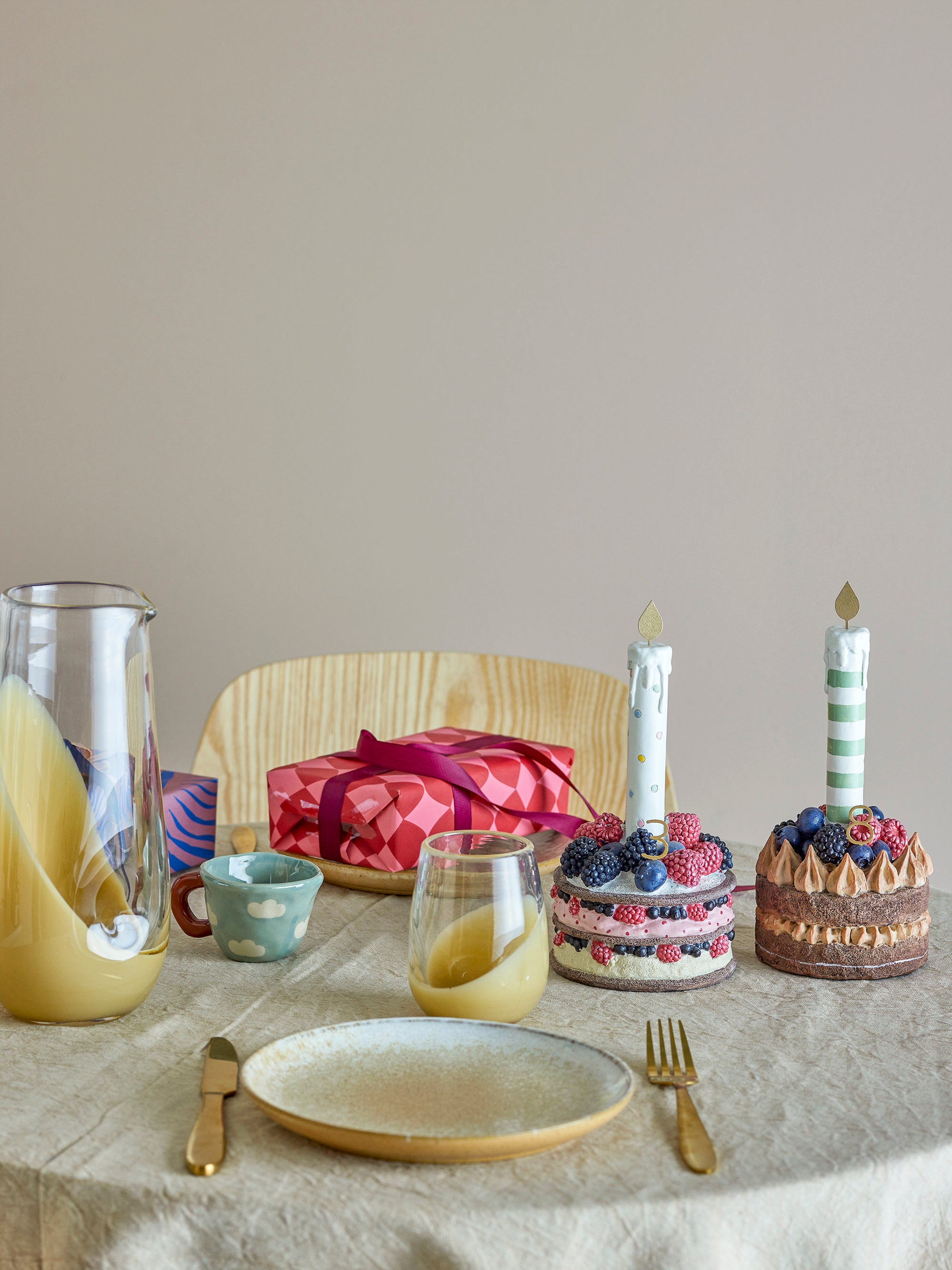 Bloomingville Hooray Födelsedagsdekoration, Flerfärgad, Polyresin