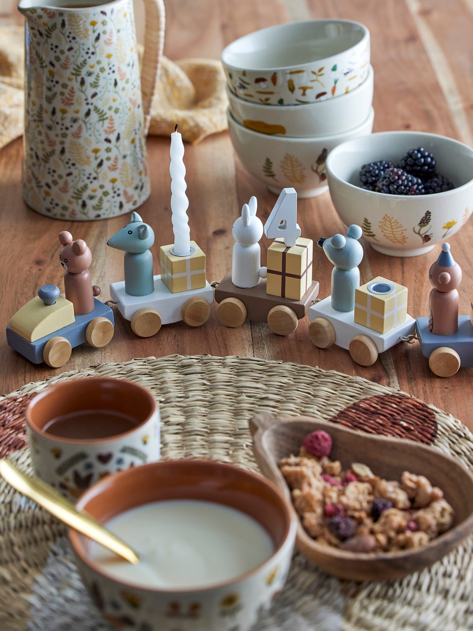 Bloomingville Mini Junaid Födelsedagsdekoration, Flerfärgad, FSC®100%, MDF