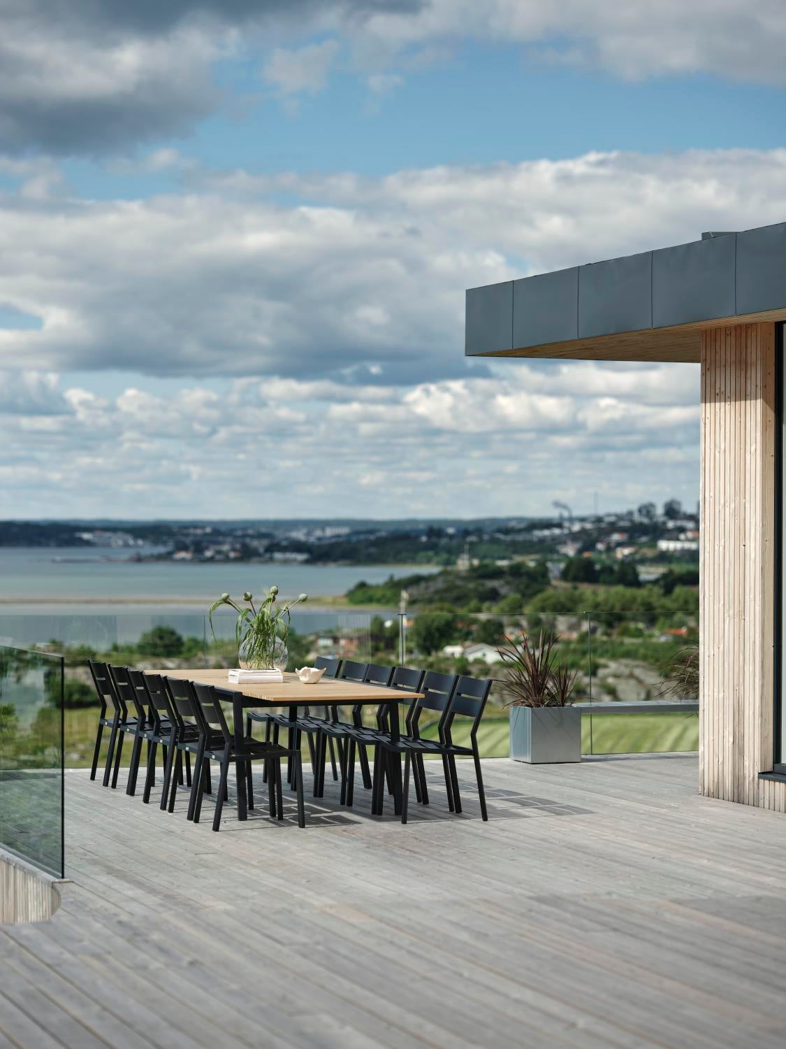 Brafab Delia matstol Svart