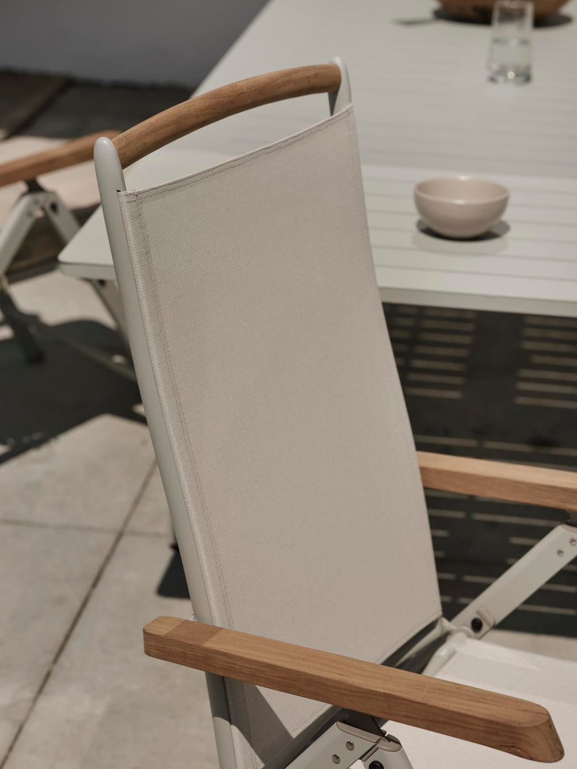 Brafab Andy positionsstol Light Grey/Off-White