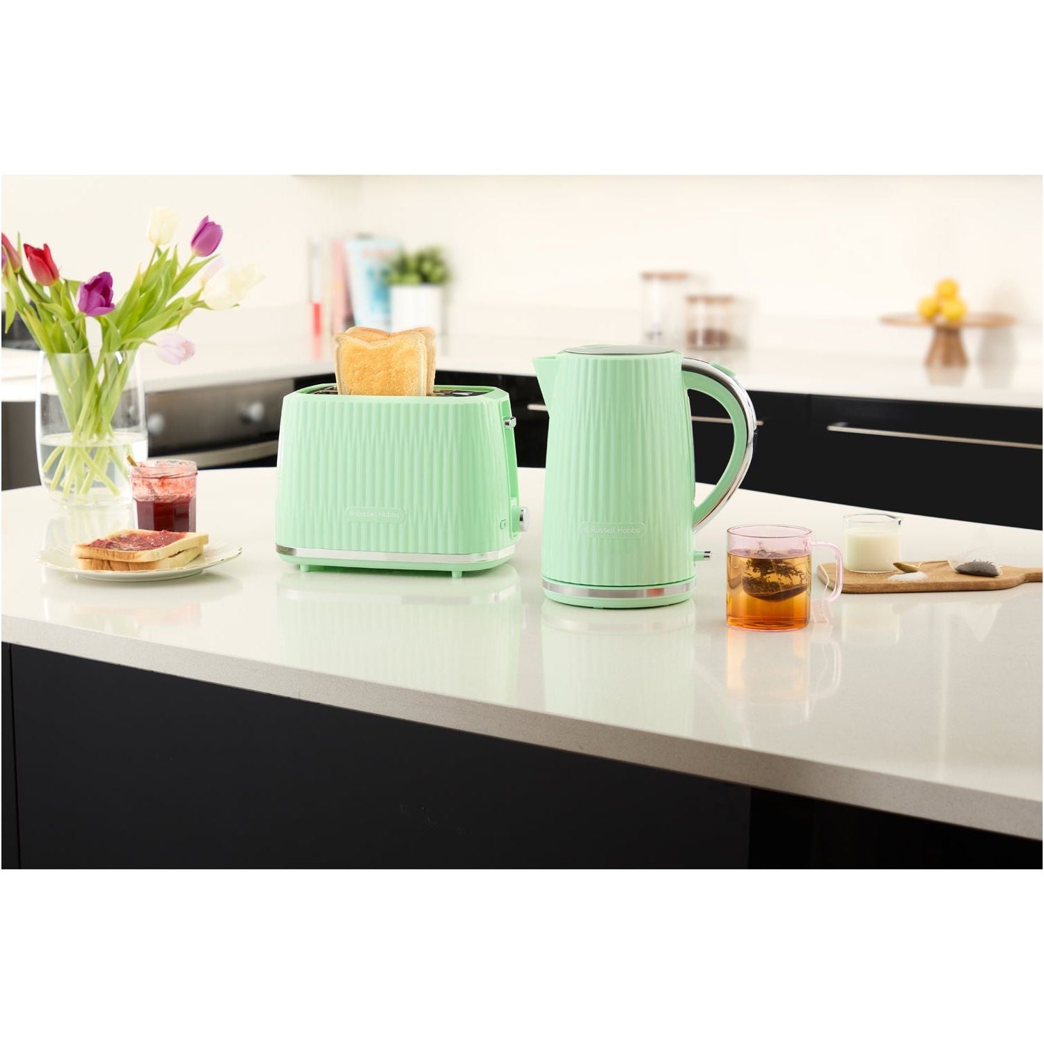 Russell Hobbs Vattenkokare 27364-70 Eden Kettle Pistachio