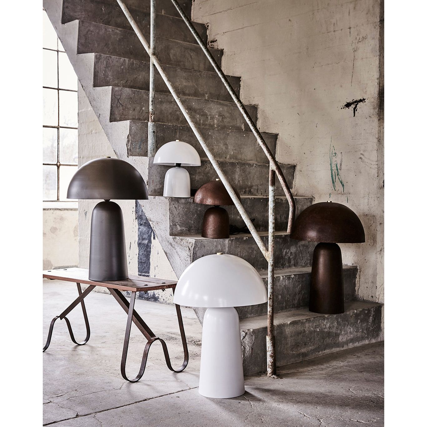 Affari of Sweden FUNGI Bordslampa L, Vit