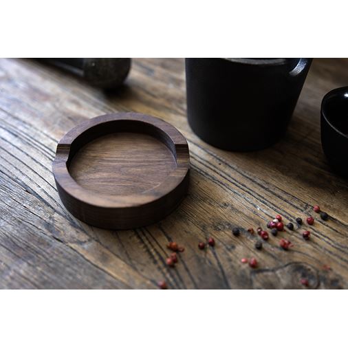 Satake Mortel i gjutjärn och Valnöt